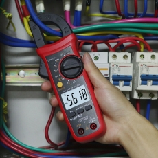 UT202A+, ����������������� ����� UNI-T, � �������� �����������