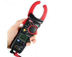 UT213A, 400A AC, ����������������� ����� UNI-T, � �������� ��������� ���������� � �������������
