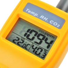 ����������� ���������� CO2 AZ-7755