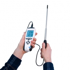 �������������� FLUS ET-961 � �������� ��������������� �������� � �����