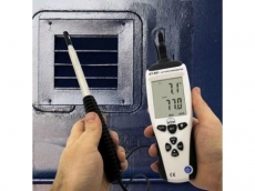 �������������� FLUS ET-961 � �������� ��������������� �������� � �����
