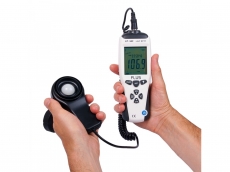 ���������������� �������� FLUS ET-952